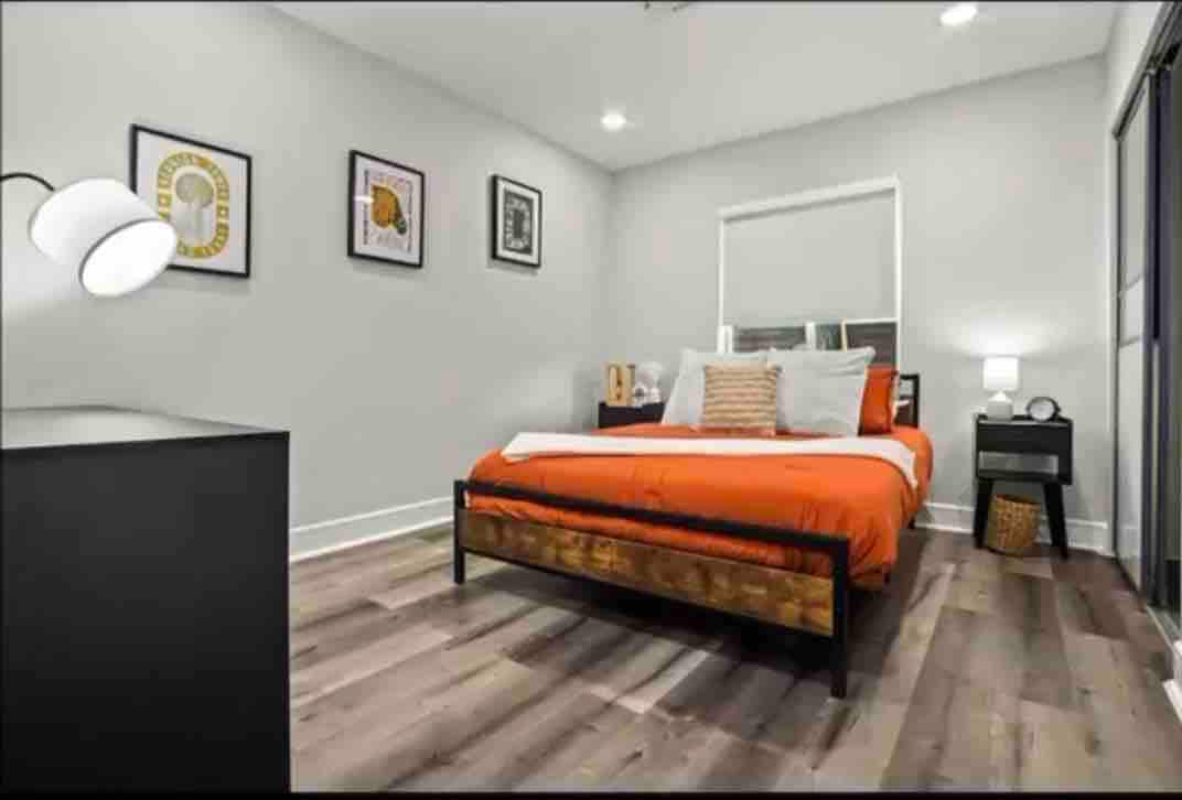 无收费-翻修的Lux-Mod 1卧室公寓
