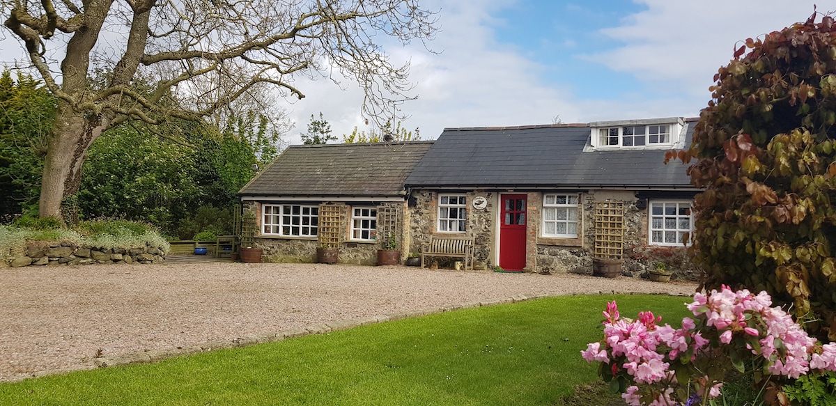 Swallow Cottage - a quiet haven on the north coast