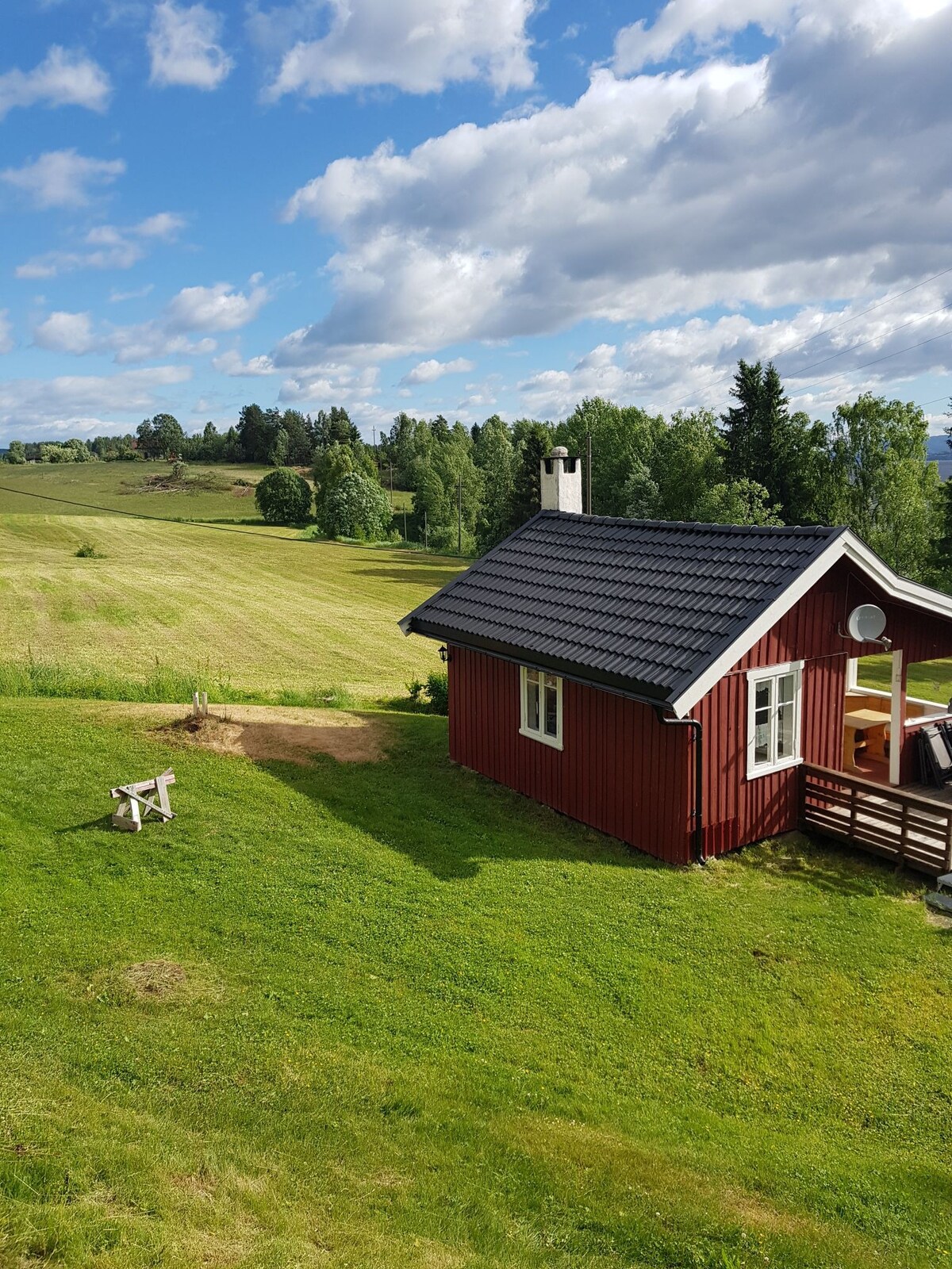 在Tyrifjorden的舒适小屋