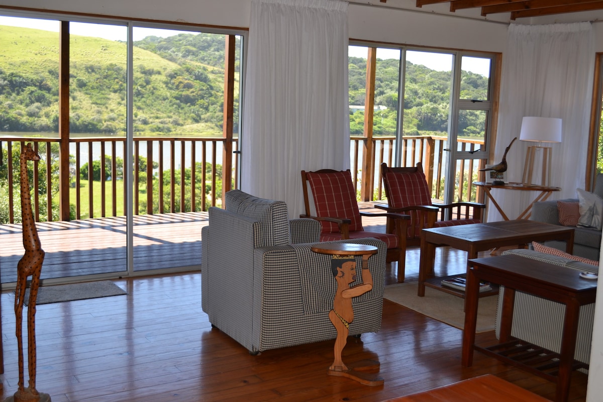 OKU House - 200 metres from the beach.