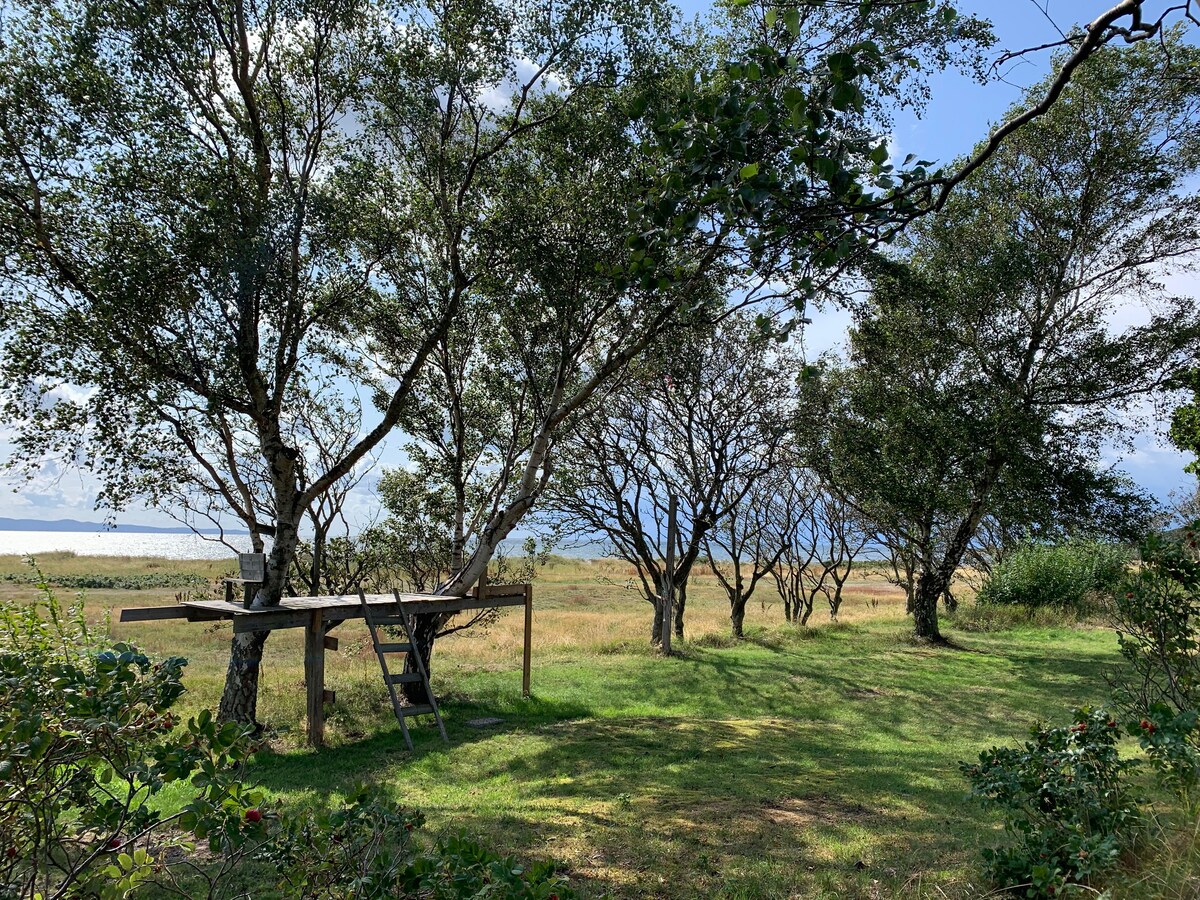 可爱的小屋，可欣赏令人惊叹的海景