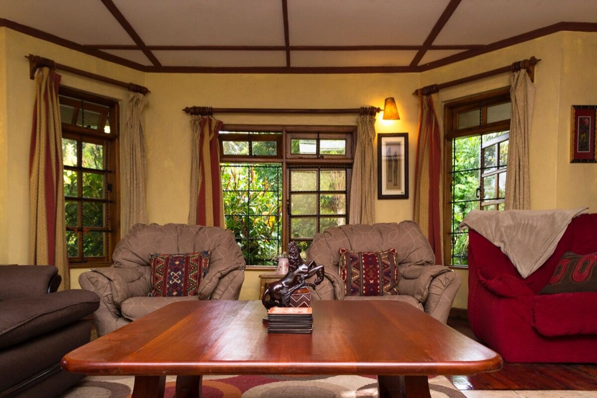 肯尼亚山地区舒适的4间卧室出租房源