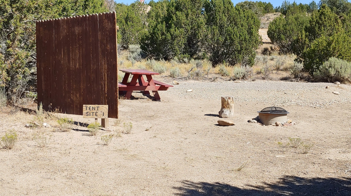 City of Rocks Retreat Tent/Van site 9