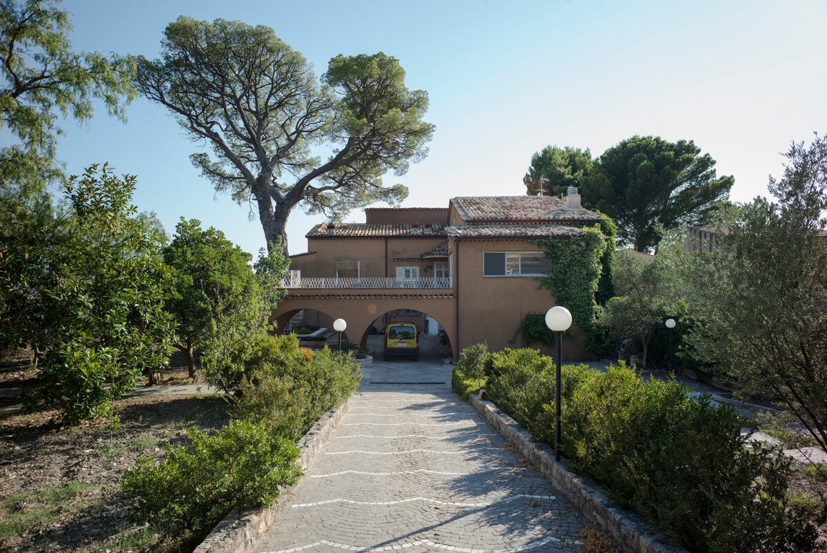 Casa Pino e Gelsomino ，房东： Elisabetta和Vito