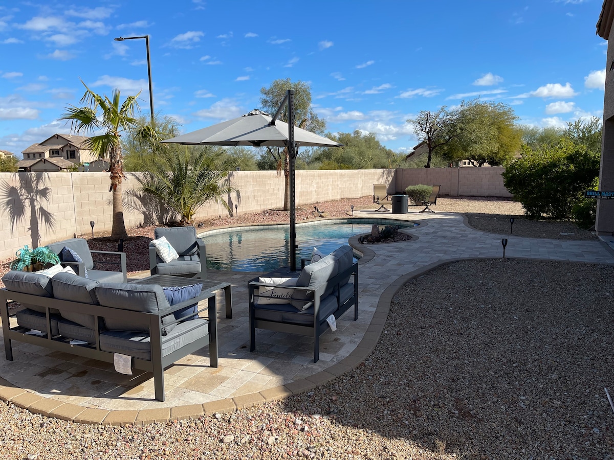 The Oasis -Heated pool and games