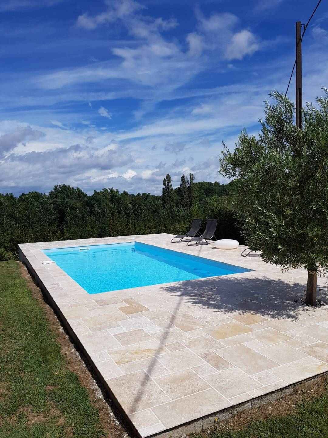 Maison avec piscine à la campagne
