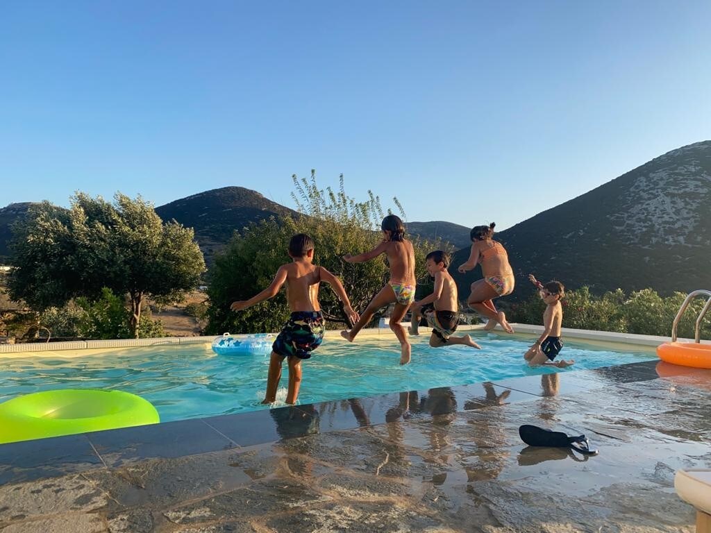 锡夫诺斯（ Sifnos ）中心地带的家庭泳池别墅