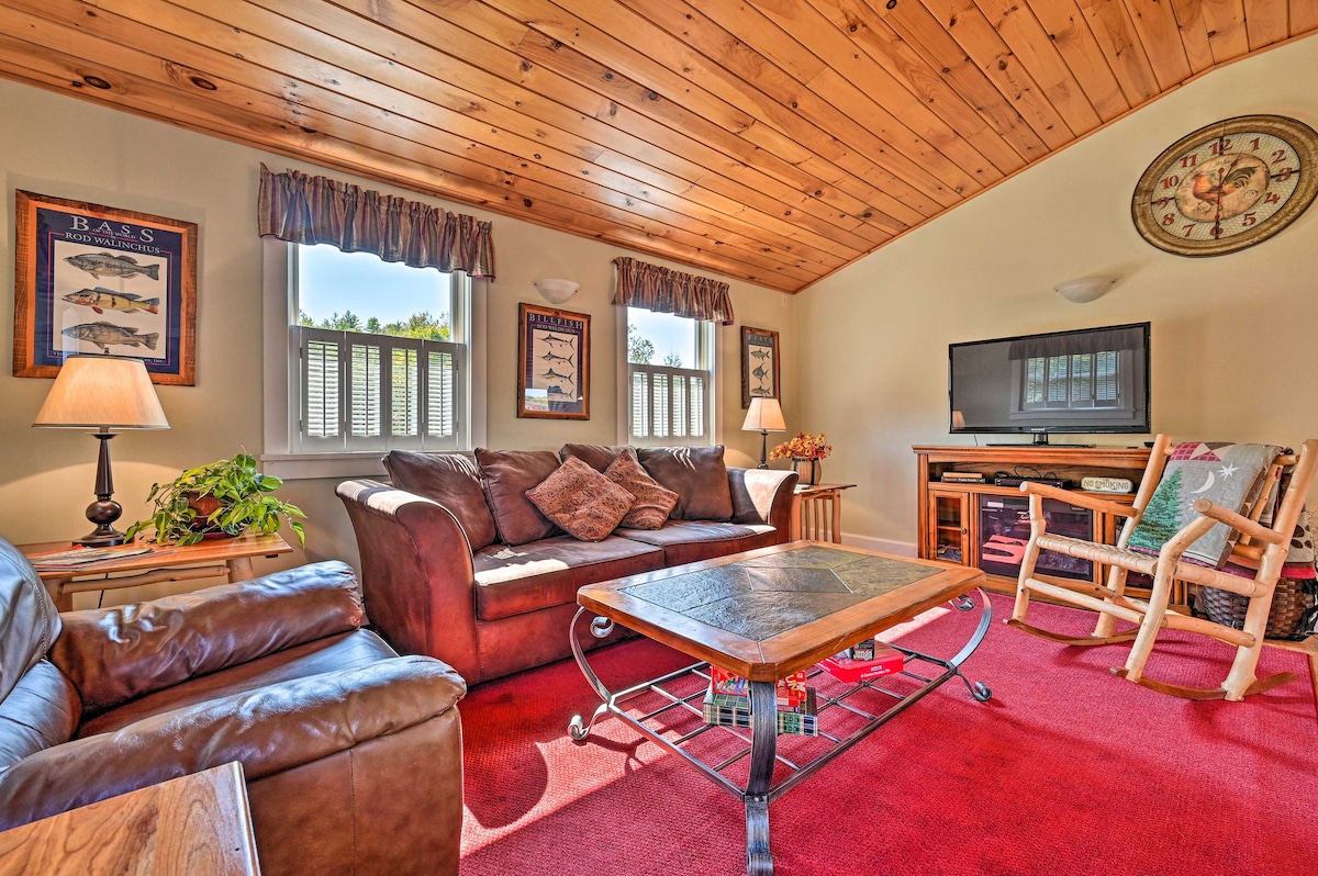 舒适的公寓，带热水浴缸，露台，距离斯托度假村（ Stowe Resort ） 10英里！
