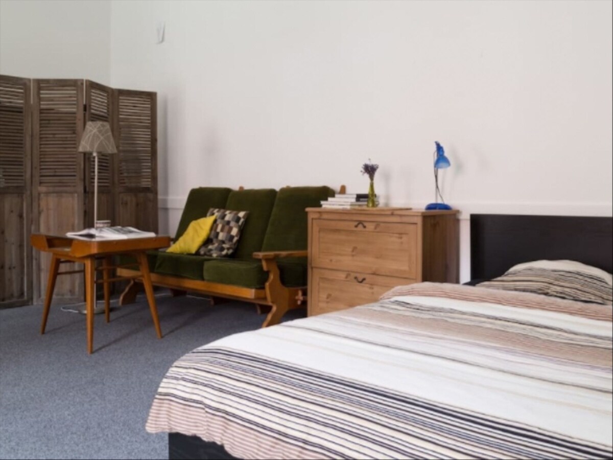 Private room in Nürnberg with free parking
