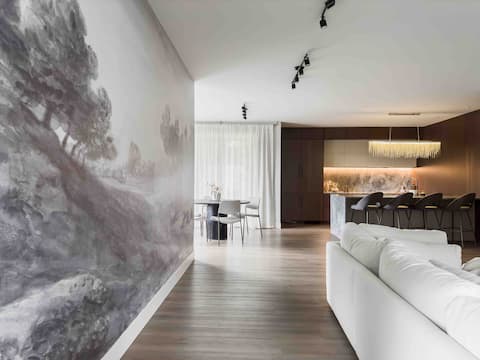Edmonds Zenko Residence