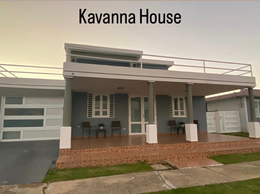 Kavanna House （二楼） ，带太阳能电池板