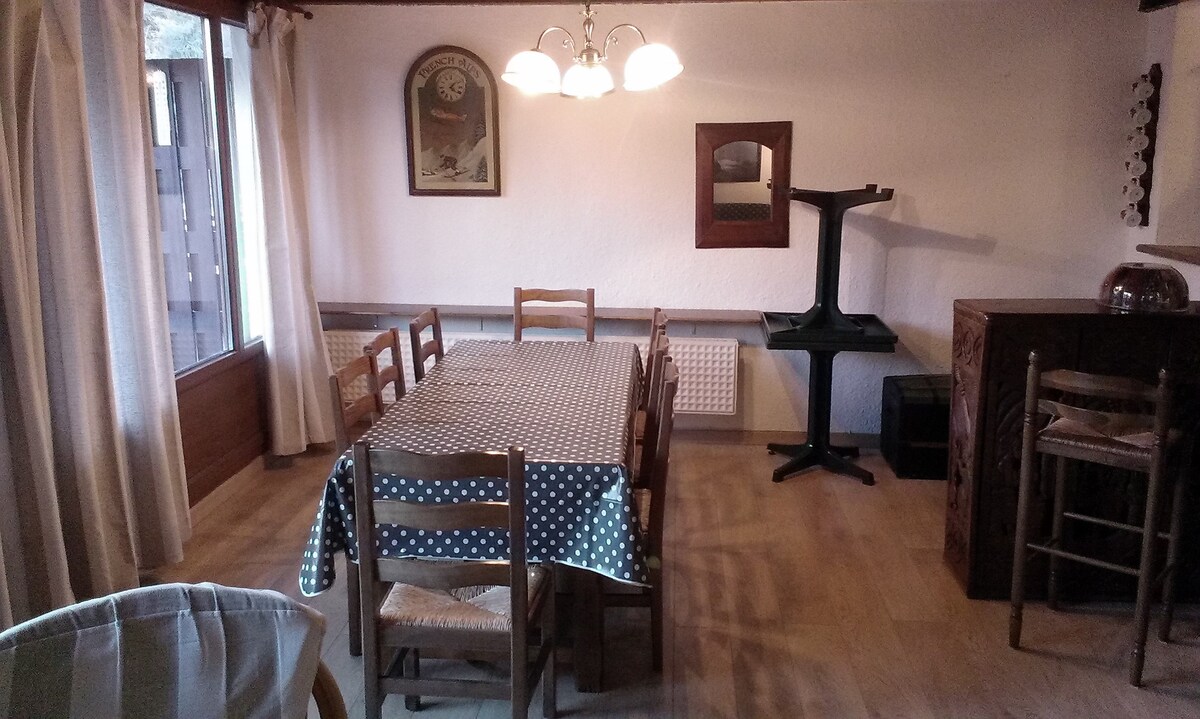 Apartment in Pra-Loup 1600 for 10 people