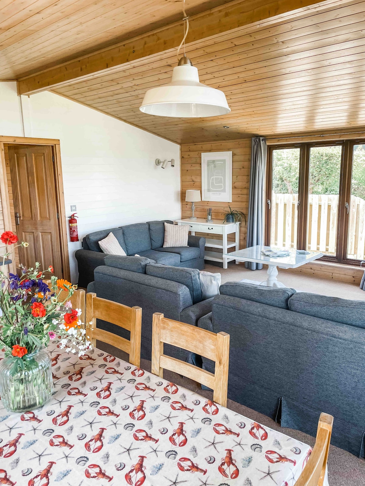 No1. Beautiful Wooden Lodge in North Cornwall