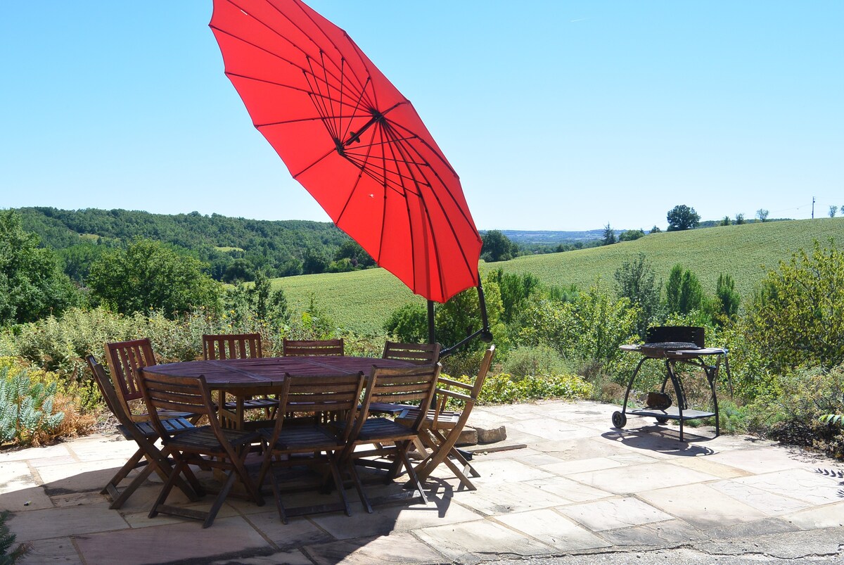 19th Century barn conversion with stunning views H