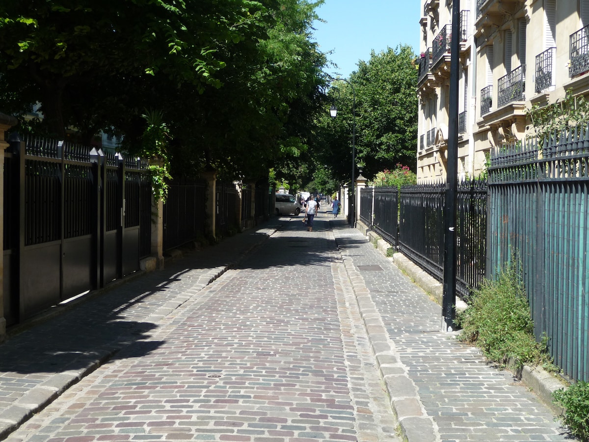 Charmant studio, Cité des Fleurs