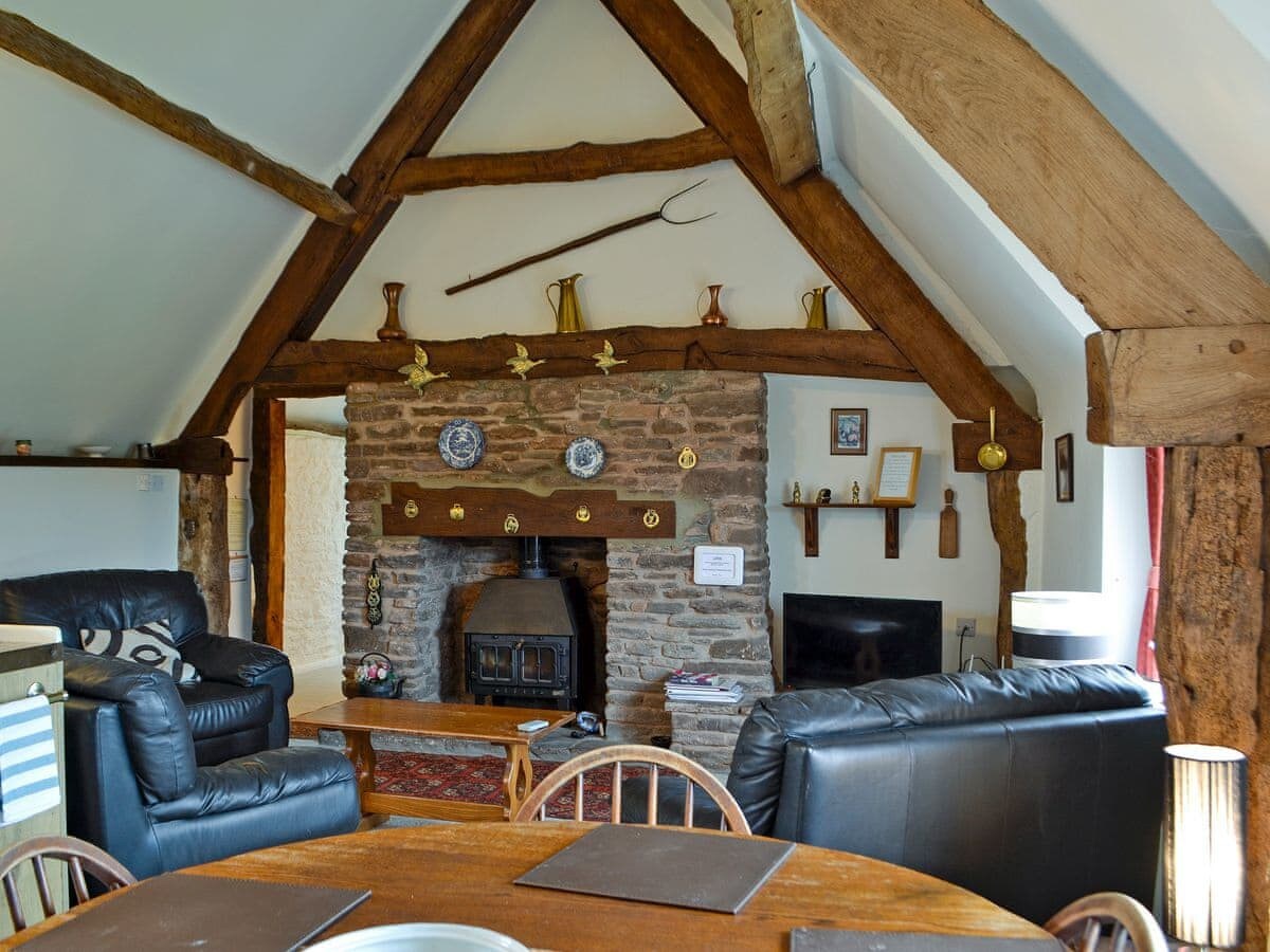 Oak Cottage - UK30328 (UK30328)