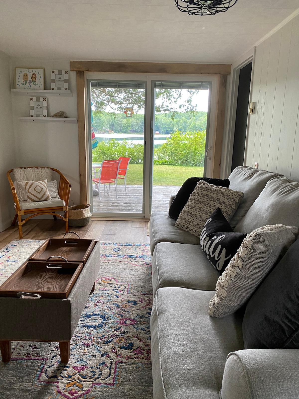 Cozy Cottage on Smith Lake