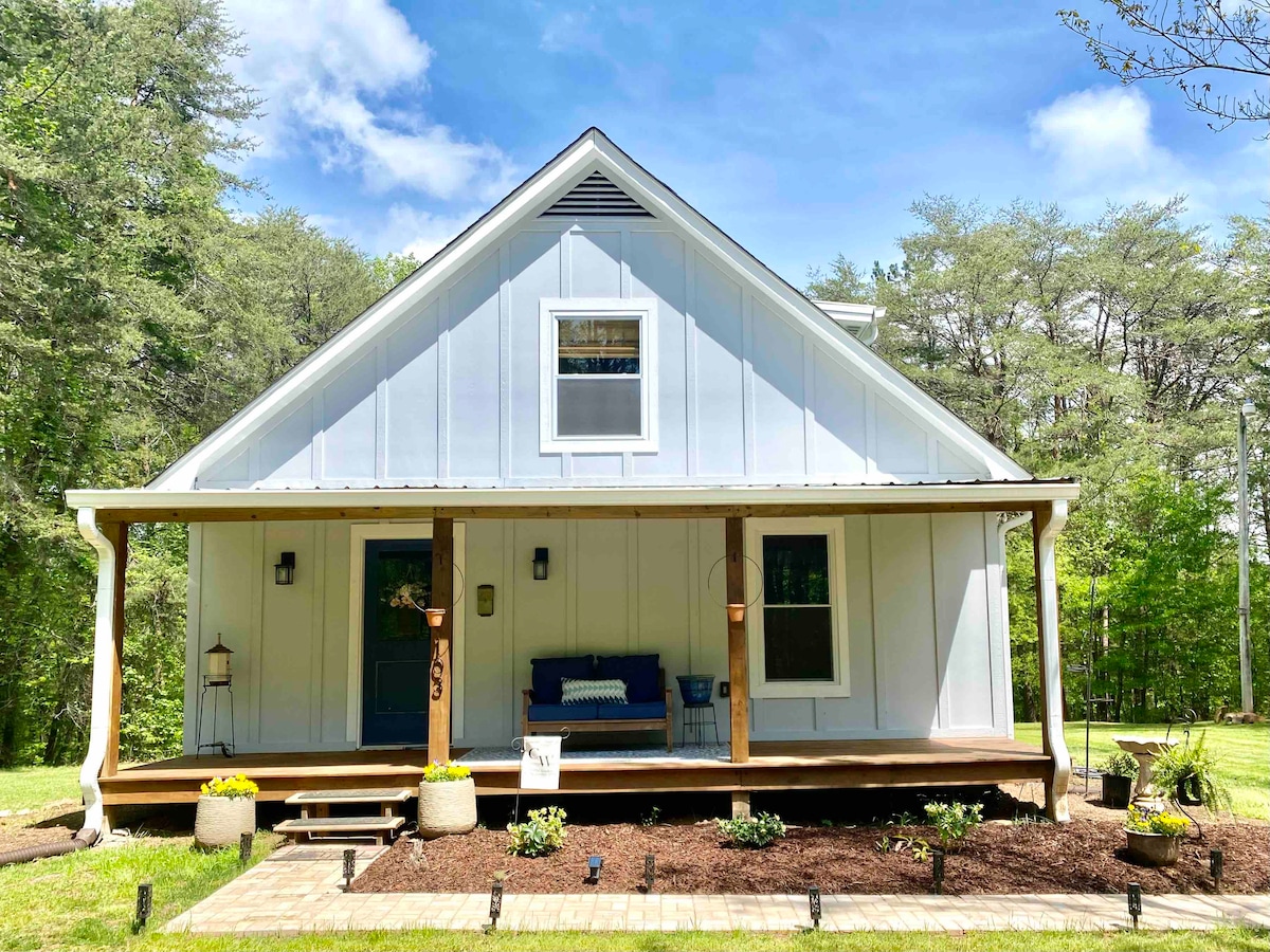 Quiet 3-bedroom Cottage at Lake Hartwell