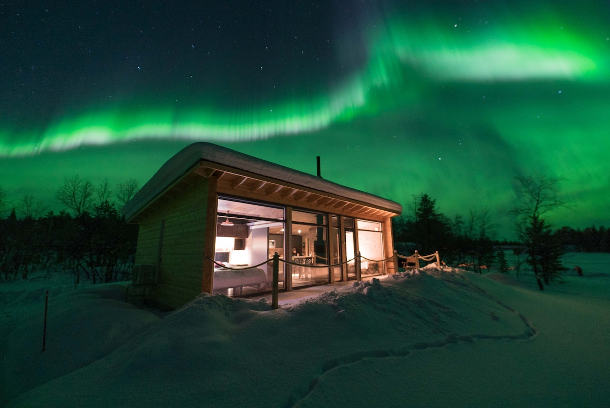 Riverside Cabin Taiga