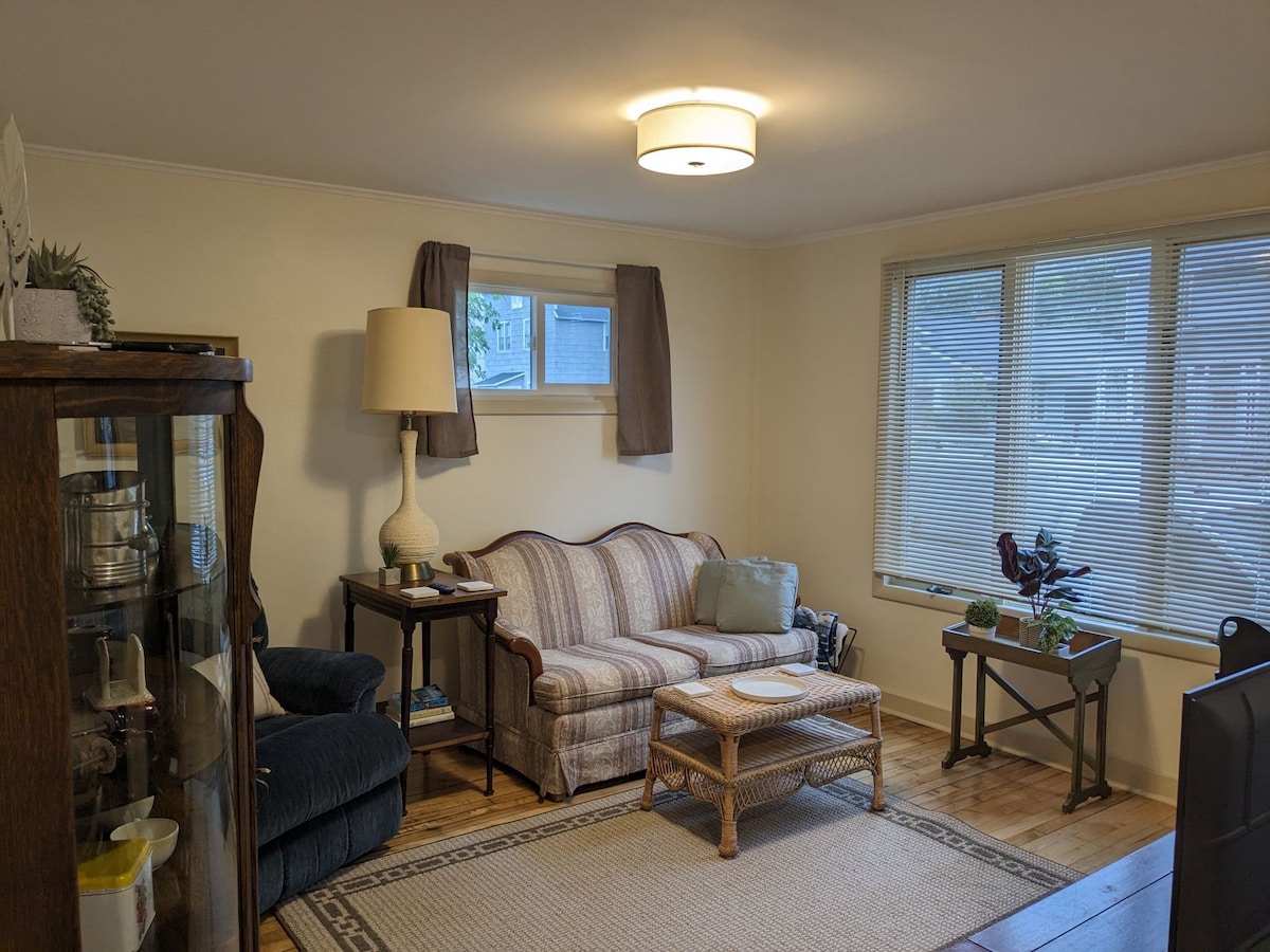 Sweet One Bedroom in the Heart of the Keweenaw
