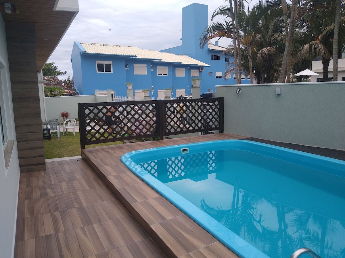 Casa com piscina , Praia da vila , Imbituba - Sc