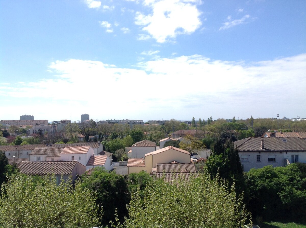 calme, lumineux, cosy et bien placé