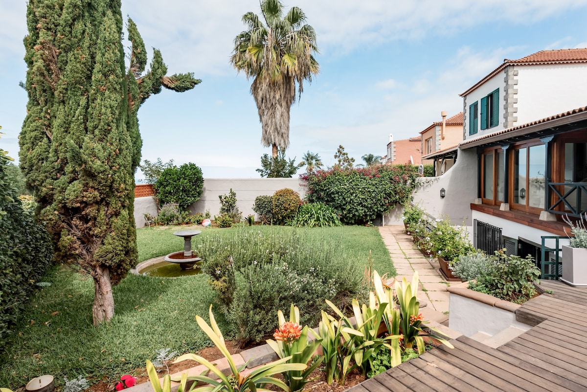 Casa Jorgito Canarian风格民宅，带私人加热泳池