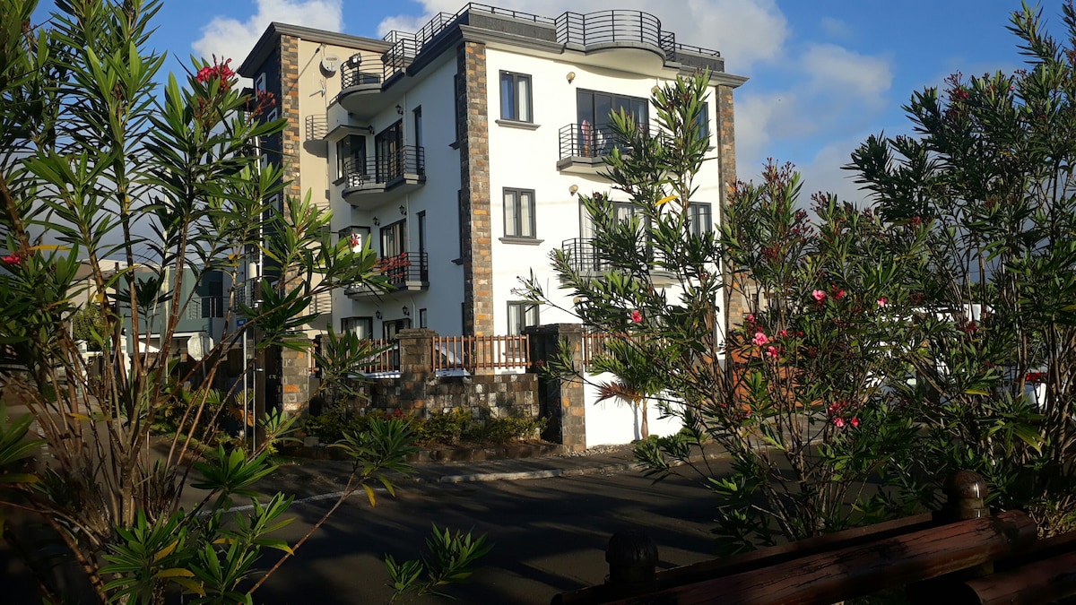 Furnished 1 Bedroom flat close to Ebéne/Reduit