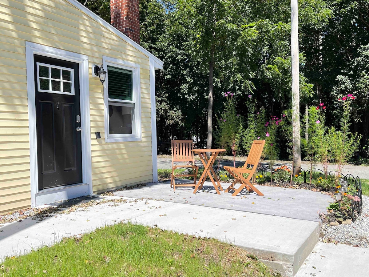 *Pet Friendly | 45mins Lakes | Boston | Seacoast*