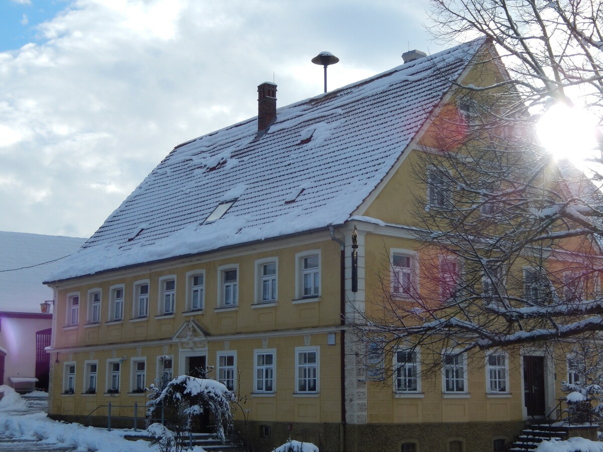 Gasthof Goldenes Rössle (Dinkelsbühl) ，度假公寓（ 42平方米） ，最多可入住3人