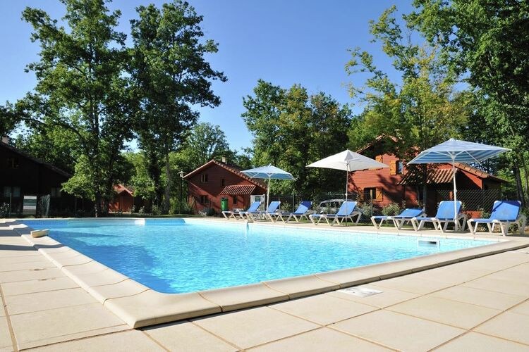 Chalet in the woods of beautiful Dordogne valley