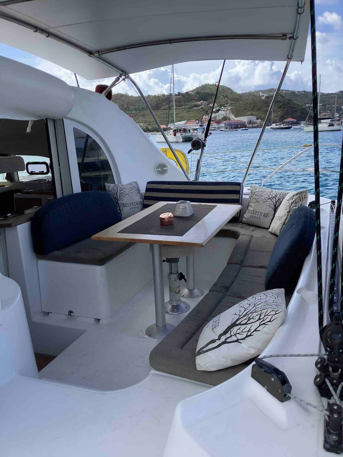 Masters Cabines & Single Cabine Cata lagoon 380