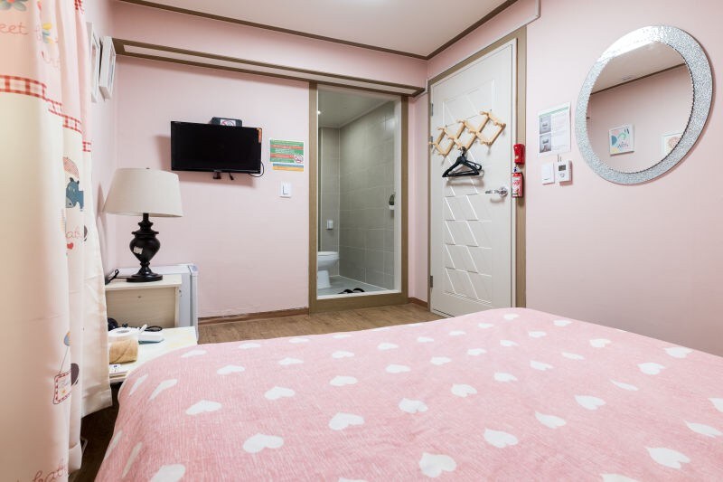 Myeongdong, Free breakfast, Private bathroom 104