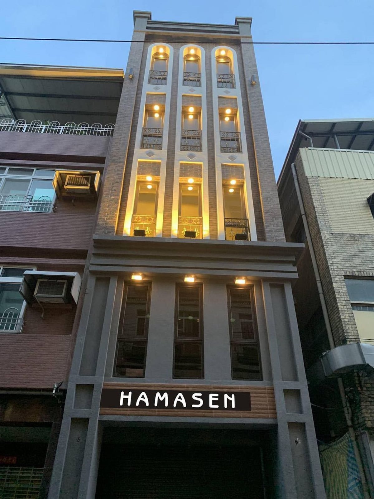 哈瑪星Hamasen(西子灣捷運站出站即到旅店)麗緻經典2人間