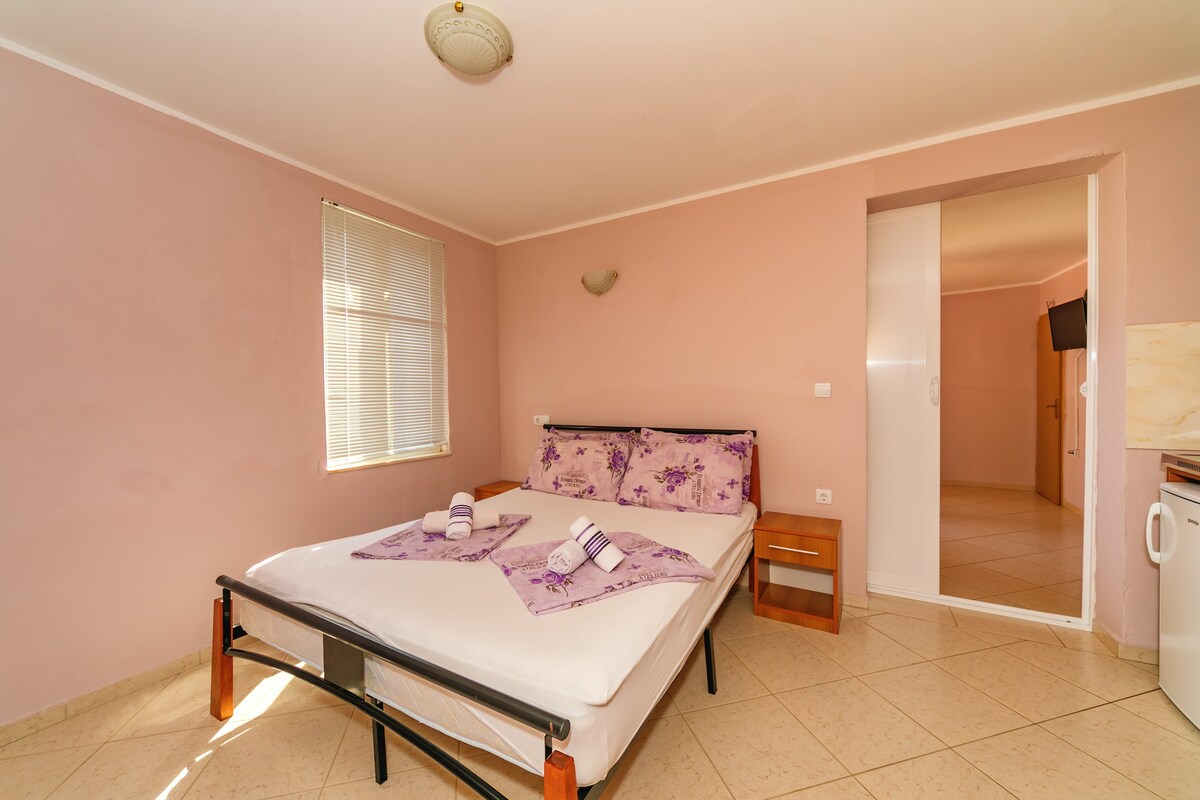 Guest House Edita - One Bedroom Apartment