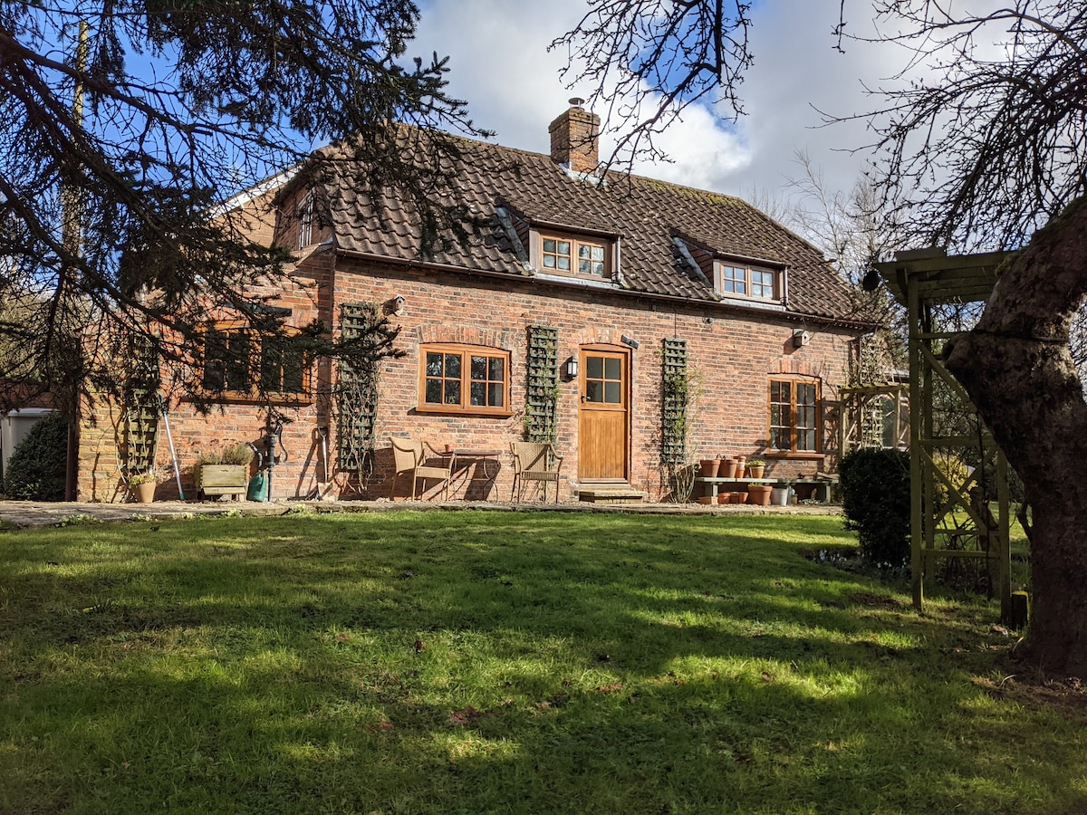 Fairytale Cottage in a Beautiful Garden