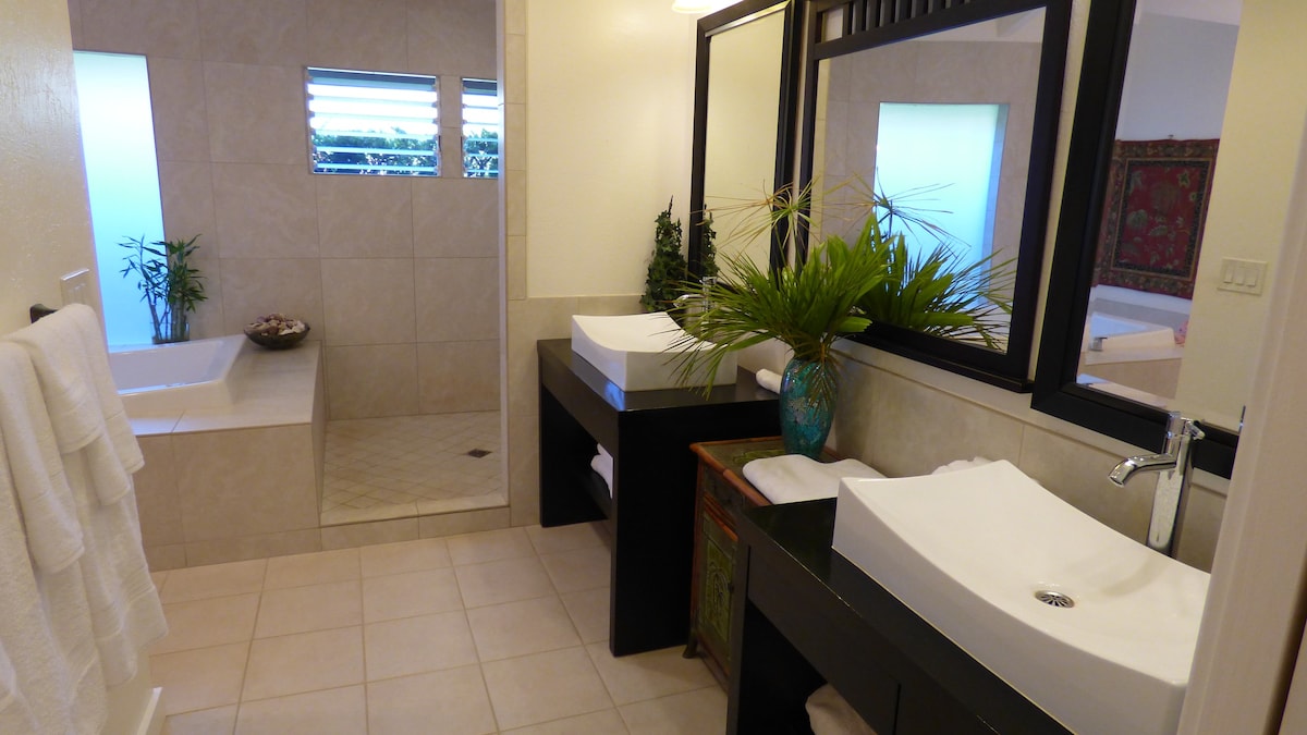 SUITE DREAMS 3 min. walk to beach Air Conditioning