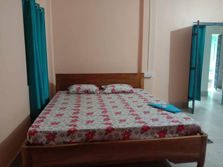 ARANYA DARSHAN - LATAGURI STANDARD NON A/C ROOM