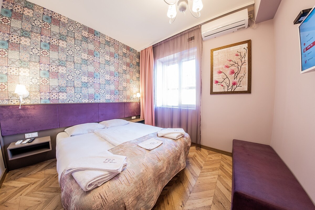 Sofia Violet Life Apartment