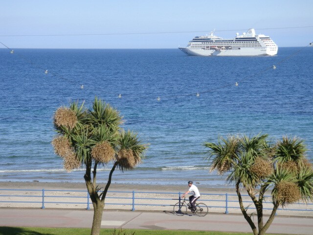 Douglas Promenade双人床公寓~全海景