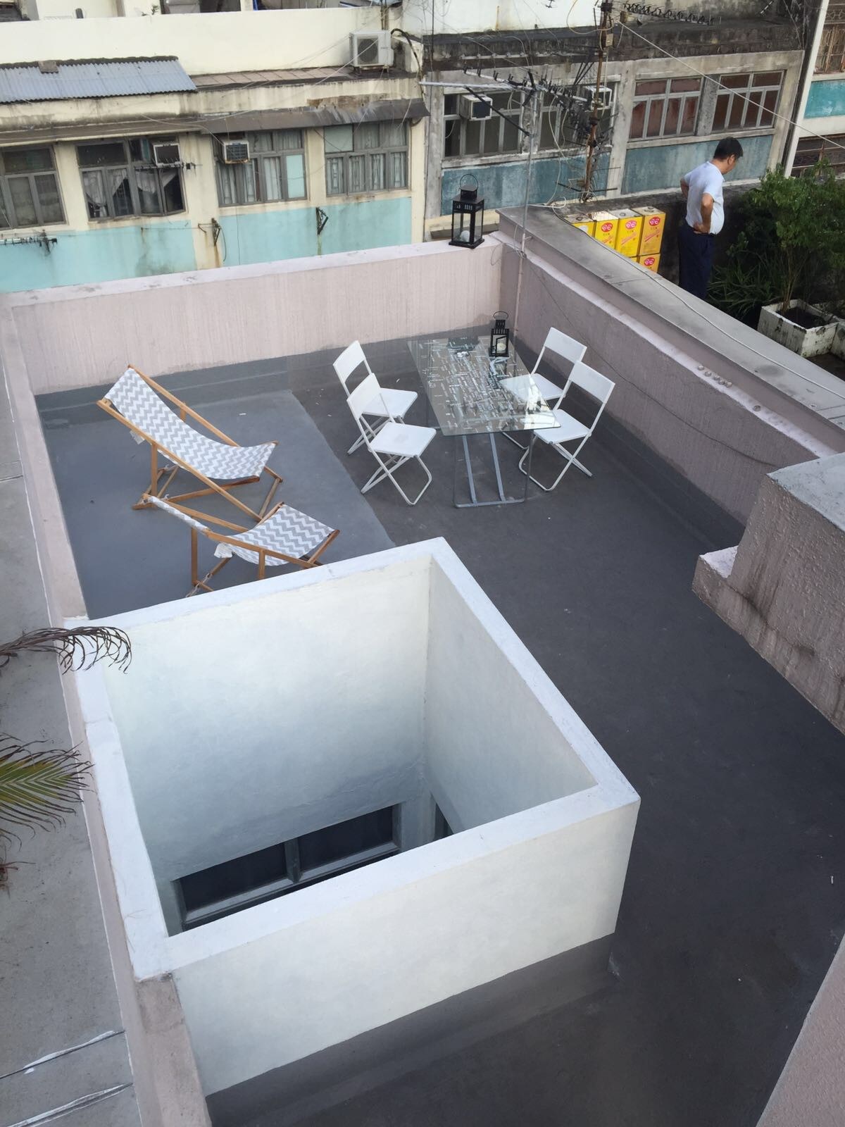 明亮的Sai Ying Pun公寓，带独立屋顶