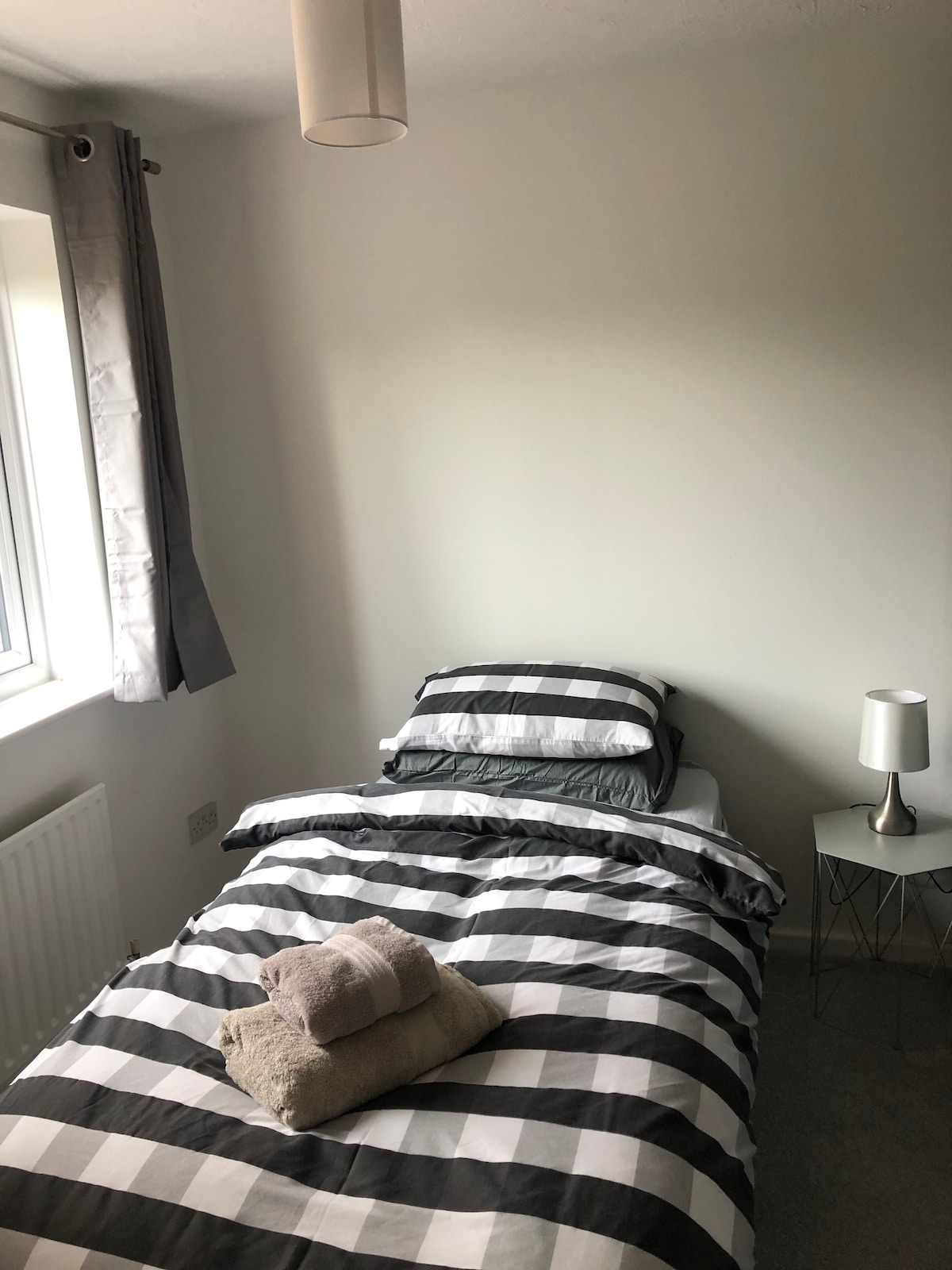 Serviced 2 Bed Town House