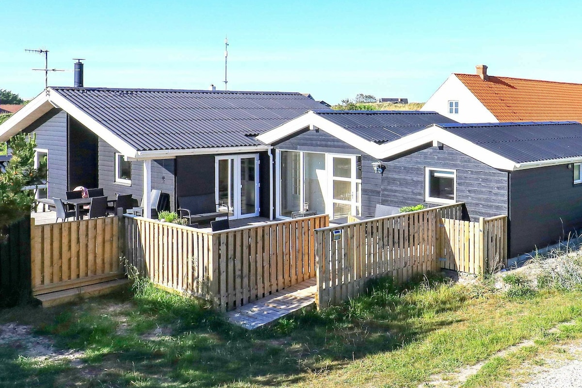 10 person holiday home in frøstrup