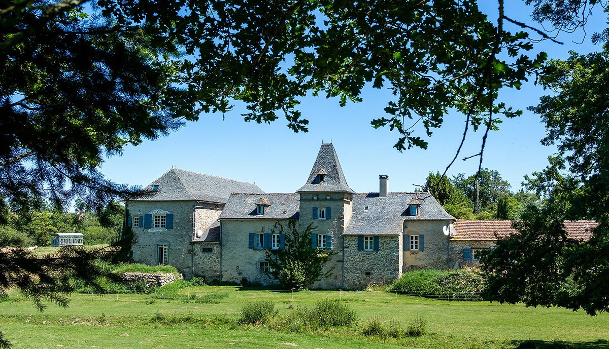 La Grange du Muret gite Aveyron （ 16人）)
