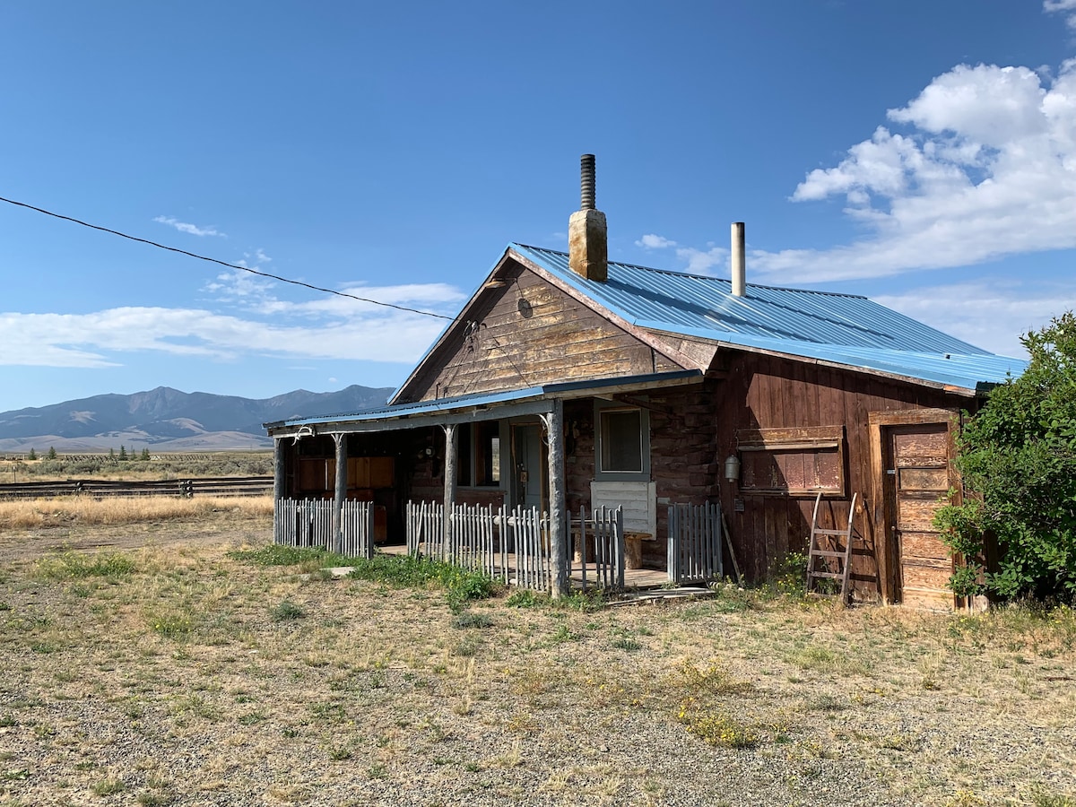 马草原站的乡村小屋格兰特山