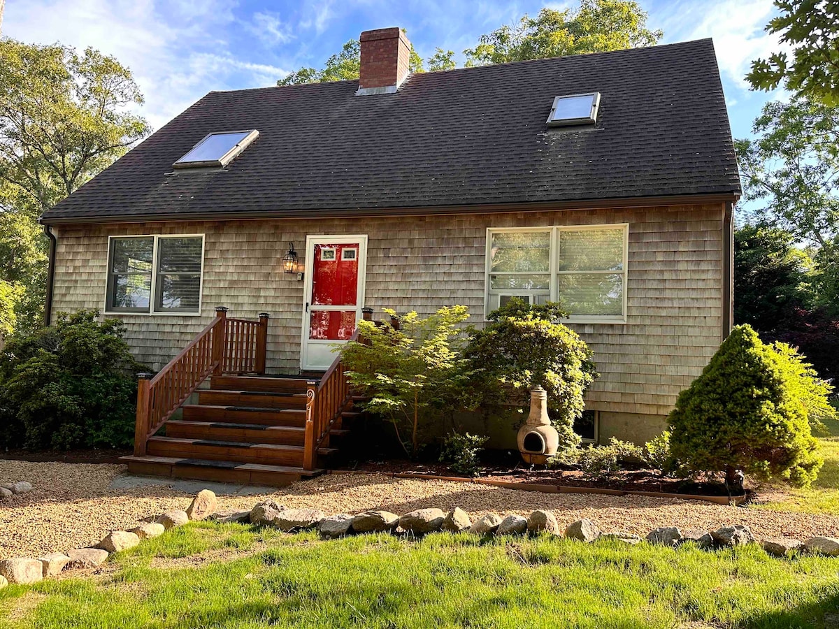 Charming Vacation Home in Oak Bluffs.