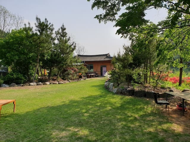 Hansu-myeon, Jecheon-si的民宿