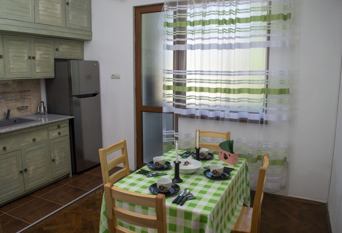 Plovdiv Midtown Apartment DORIS 1带车库