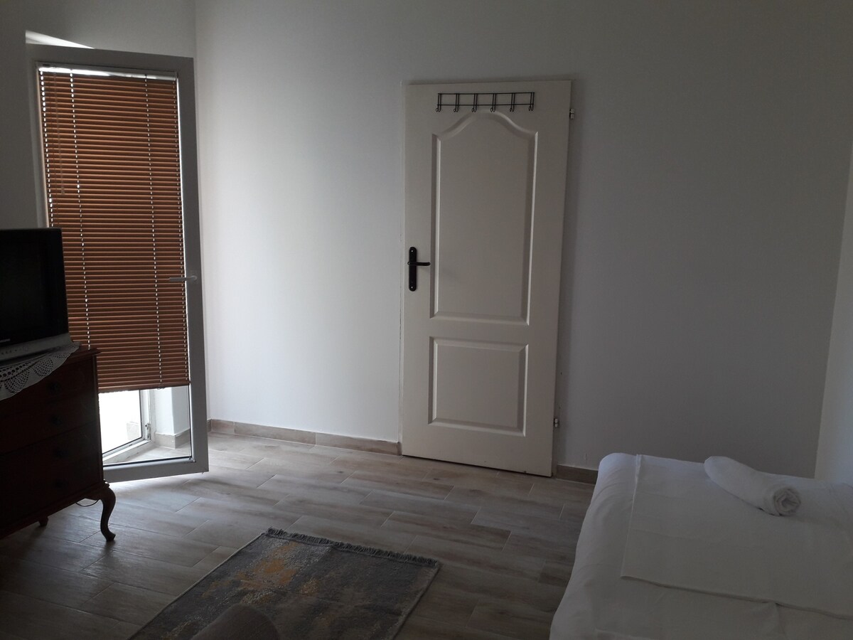 DOUBLE ROOM- ZORICA