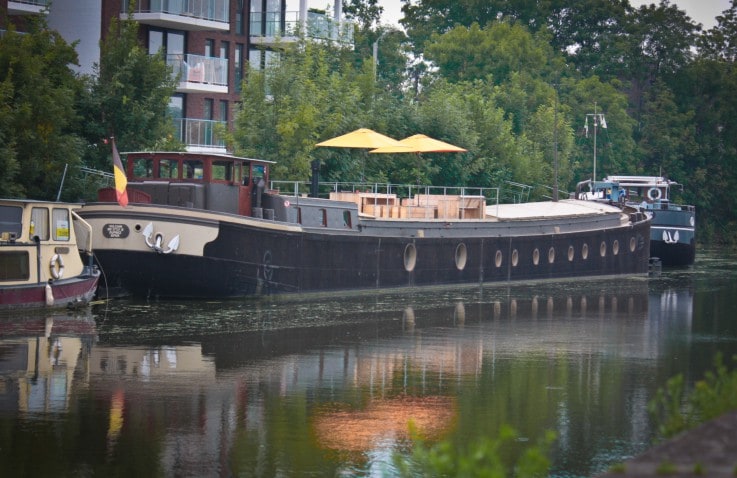 BED in BOAT